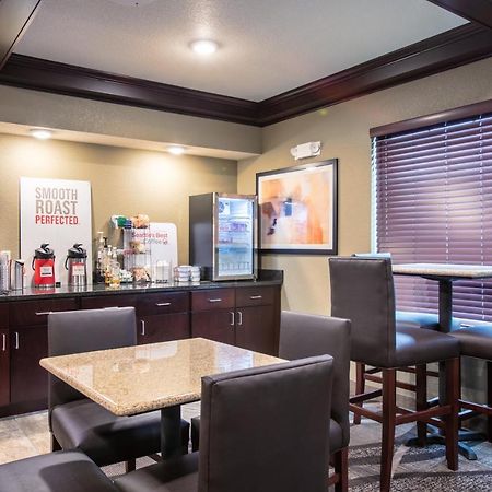 Cobblestone Inn & Suites - Pine Bluffs Εξωτερικό φωτογραφία