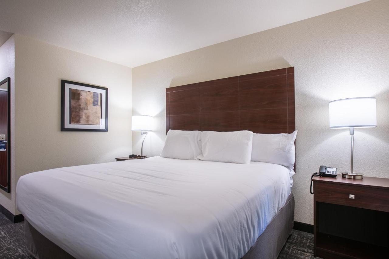 Cobblestone Inn & Suites - Pine Bluffs Εξωτερικό φωτογραφία