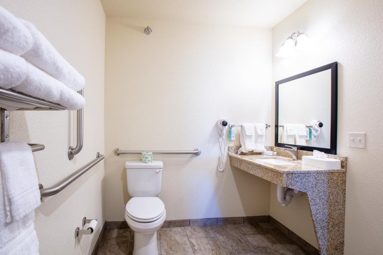 Cobblestone Inn & Suites - Pine Bluffs Εξωτερικό φωτογραφία