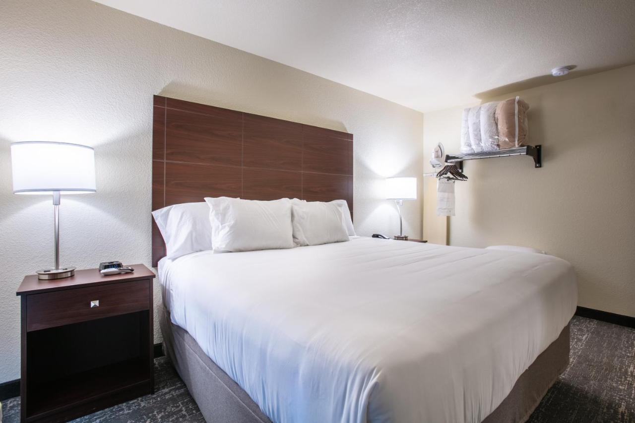 Cobblestone Inn & Suites - Pine Bluffs Εξωτερικό φωτογραφία