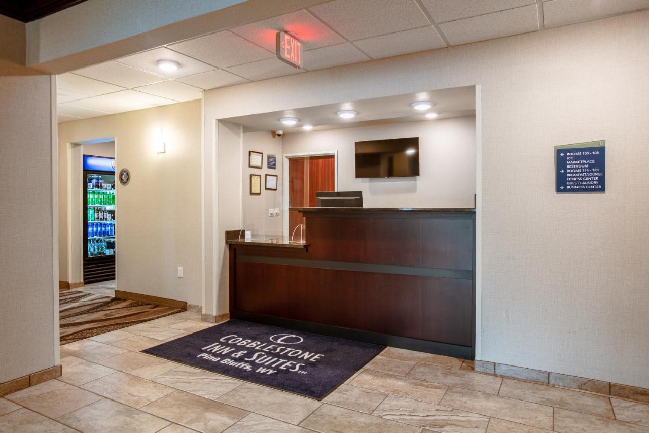Cobblestone Inn & Suites - Pine Bluffs Εξωτερικό φωτογραφία