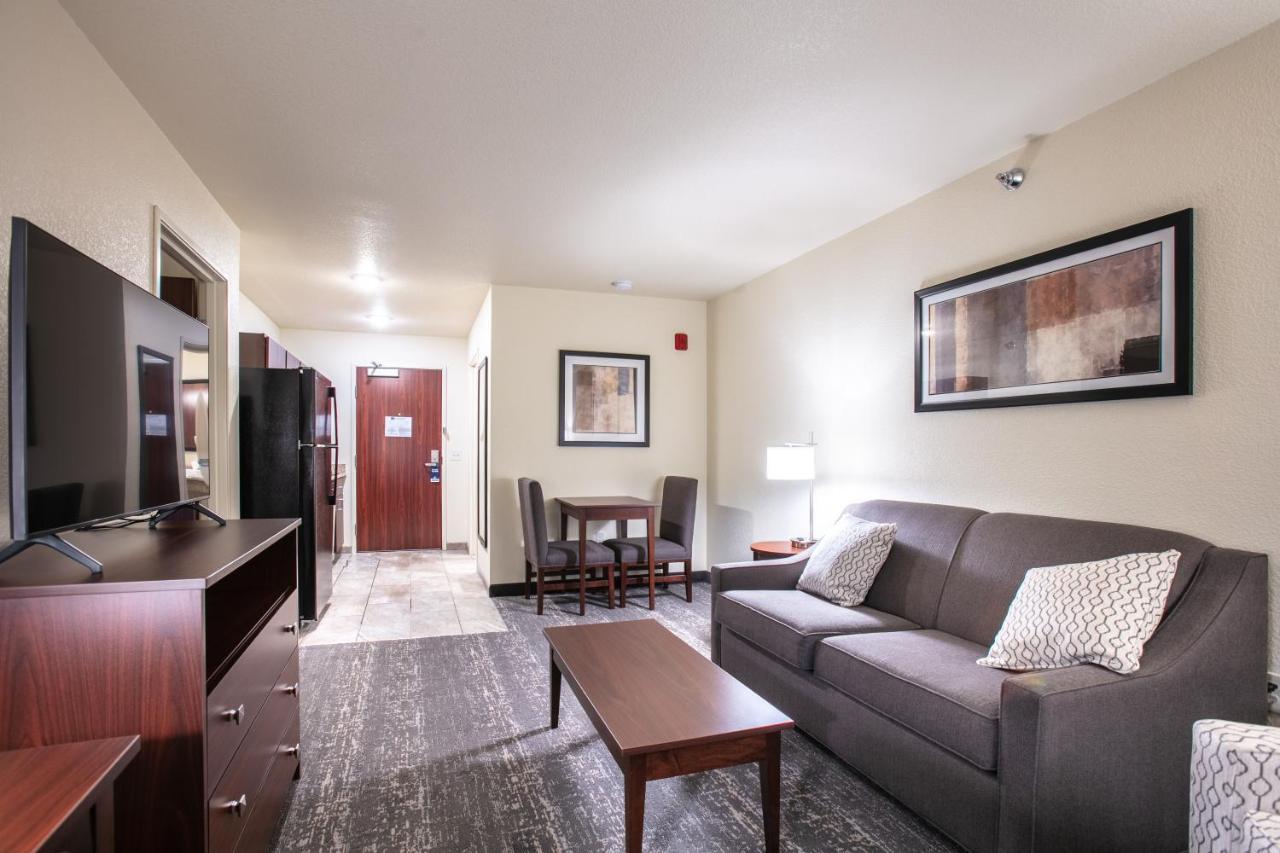 Cobblestone Inn & Suites - Pine Bluffs Εξωτερικό φωτογραφία