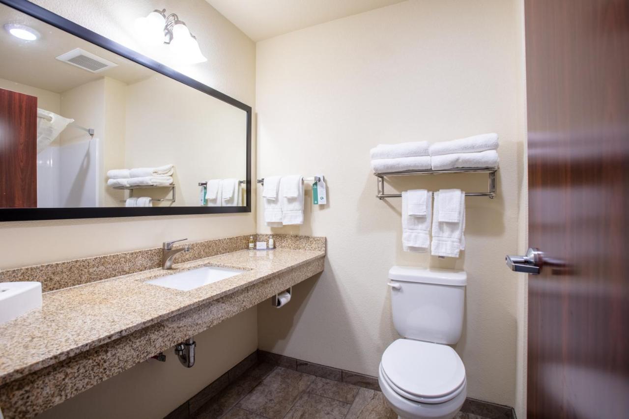 Cobblestone Inn & Suites - Pine Bluffs Εξωτερικό φωτογραφία